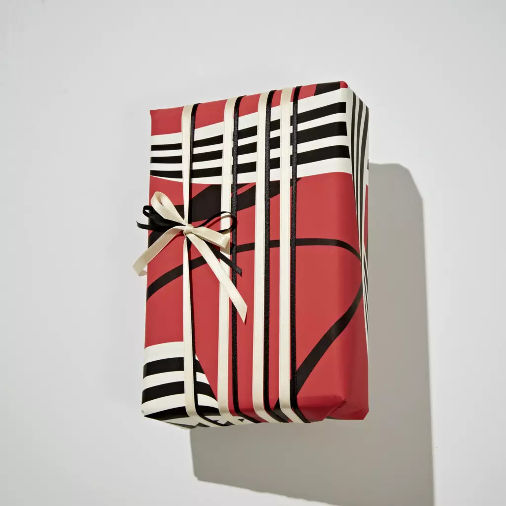 salon_x_bethge_weihnachtspapier_ribbon_50_x_70_cm_3_boegen_3.webp SALON x Bethge Weihnachtspapier Ribbon, 50 x 70 cm, 3 Bögen