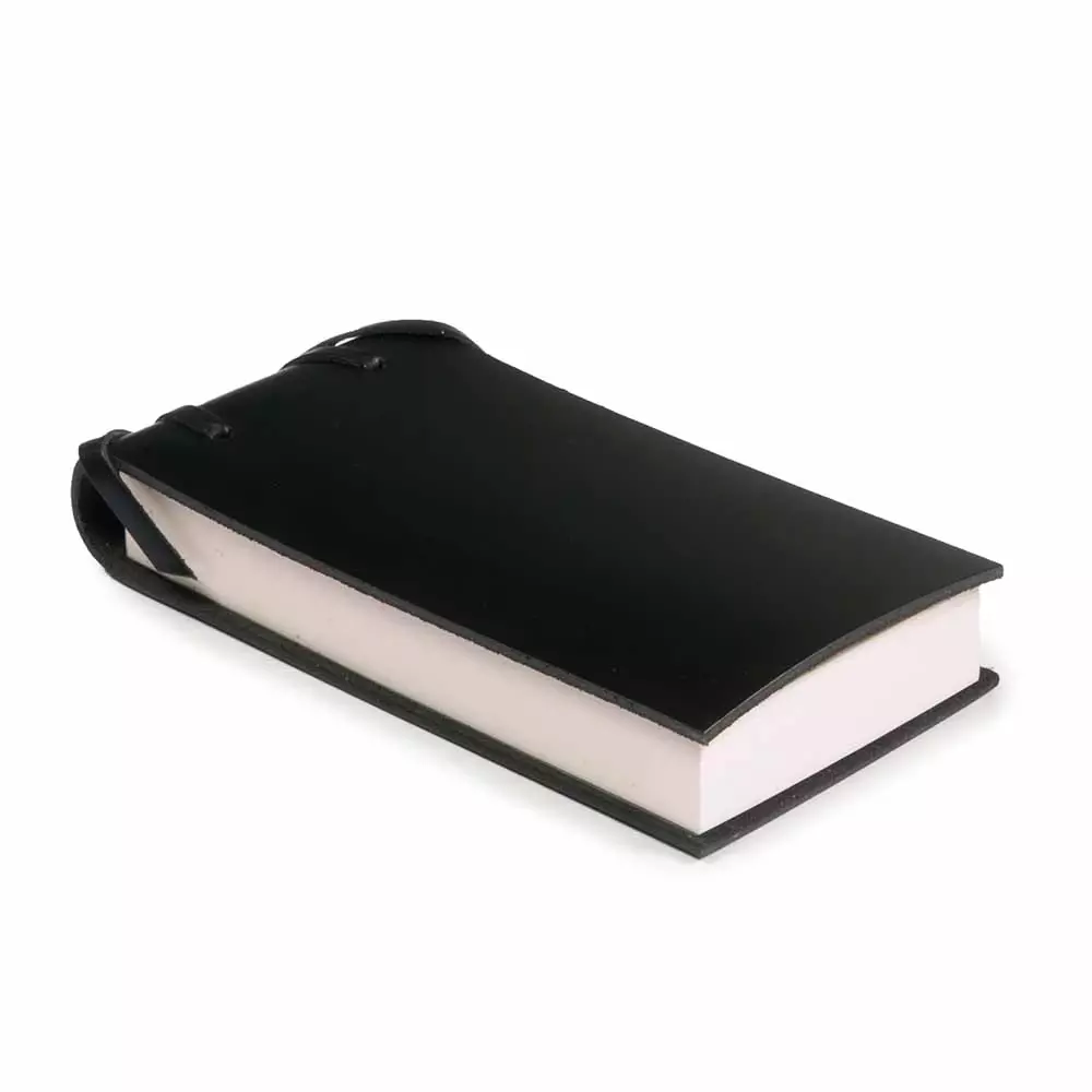 kleiner_skizzenblock_blocco_leder_36.webp Sketchpad Blocco, leather, small, dark grey