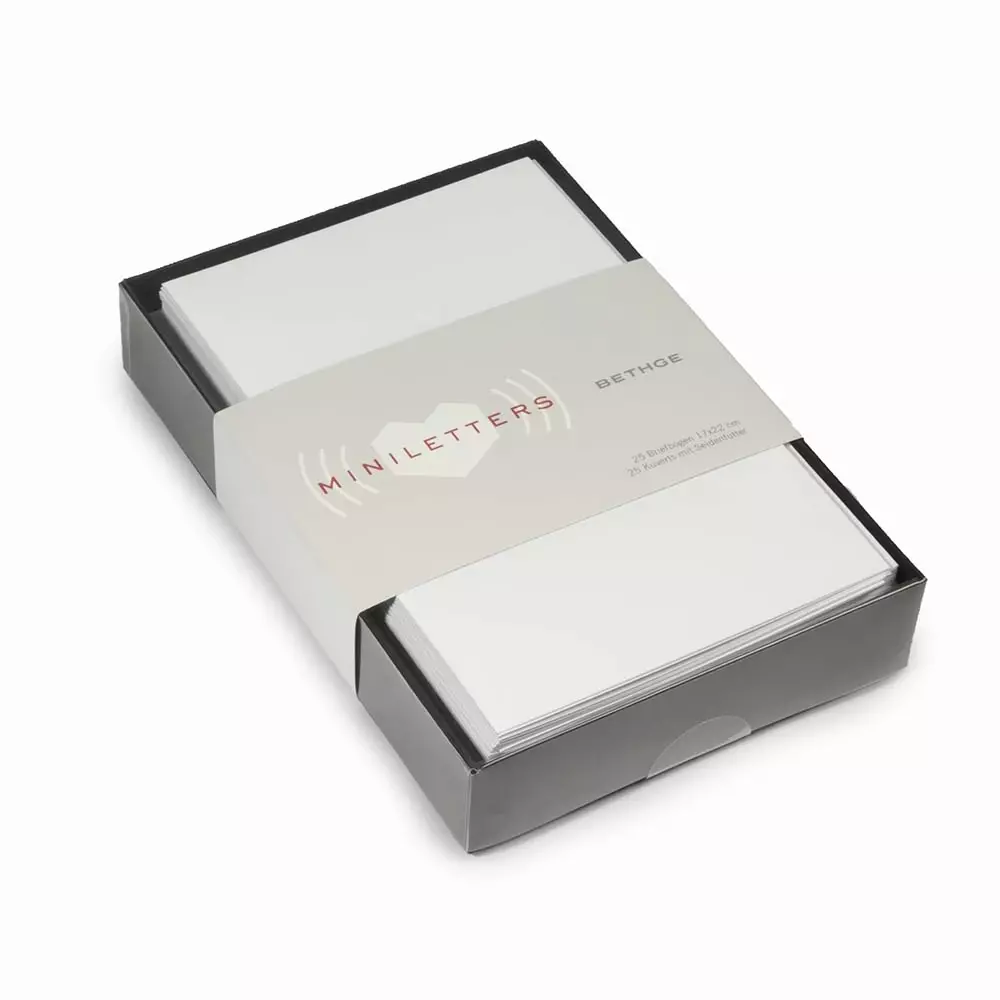 briefpapier-set_miniletters_4.webp Briefpapier-Set MiniLetters