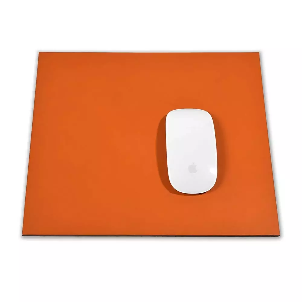 mousepad_leder_280x250_cm_30.webp Leder Mousepad Rot
