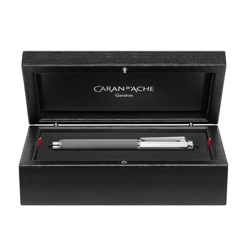 Caran d’Ache Kugelschreiber Varius Ivanhoe Rhodiniert