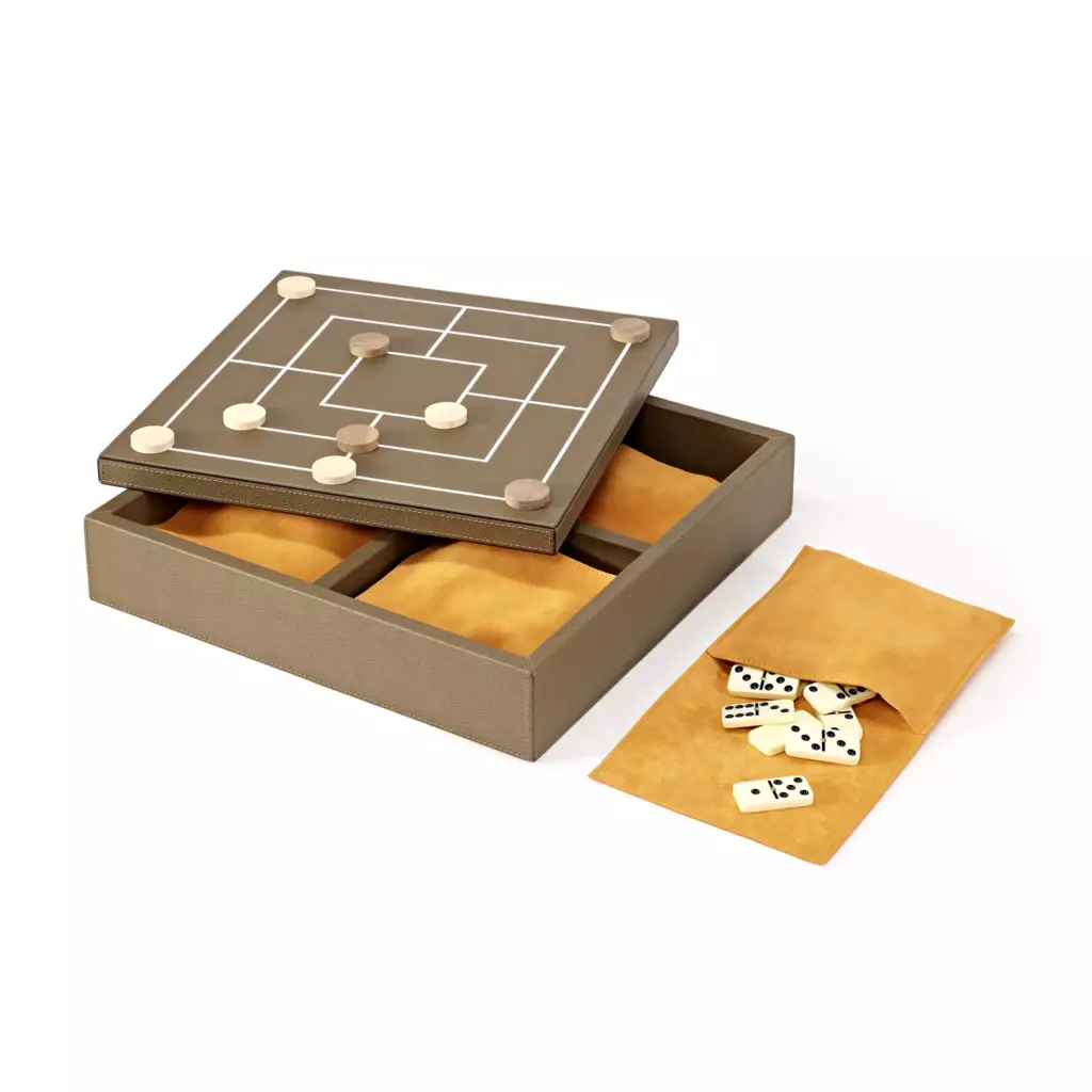 spielesammlung_muehle_dame_schach_domino_leder_10.webp Compendium of Games (chess, dominoes, ...), leather, clay