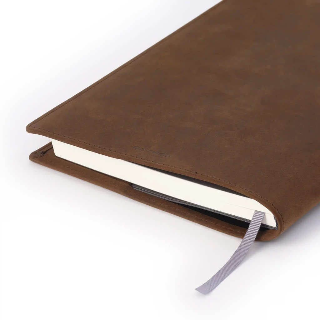 leder_buchhuelle_fuer_din_a5_buch_tabak_1 Leder Buchhülle A5 Tabak