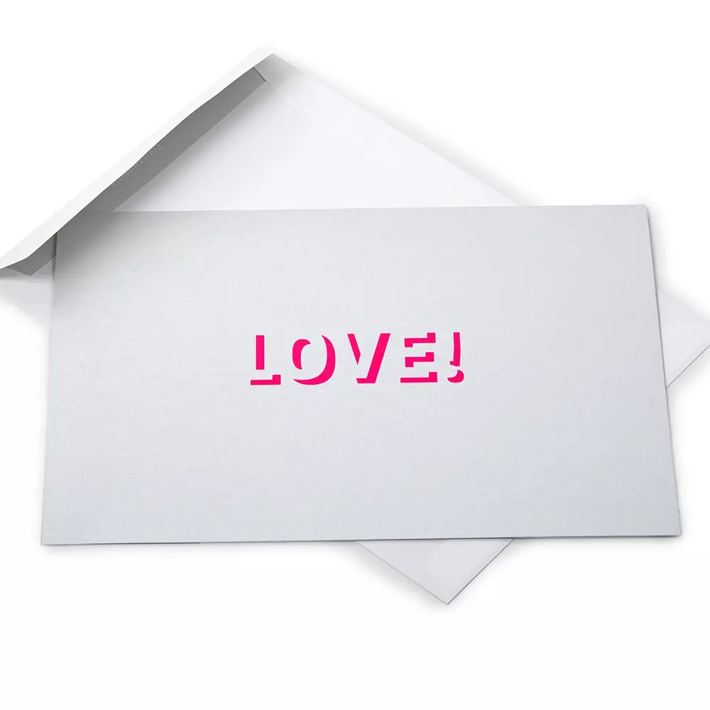grusskarte_love_silhouette_klappkarte_pink_auf_silber_a4_2.webp Grußkarte Love Silhouette Klappkarte Pink auf Silber A4