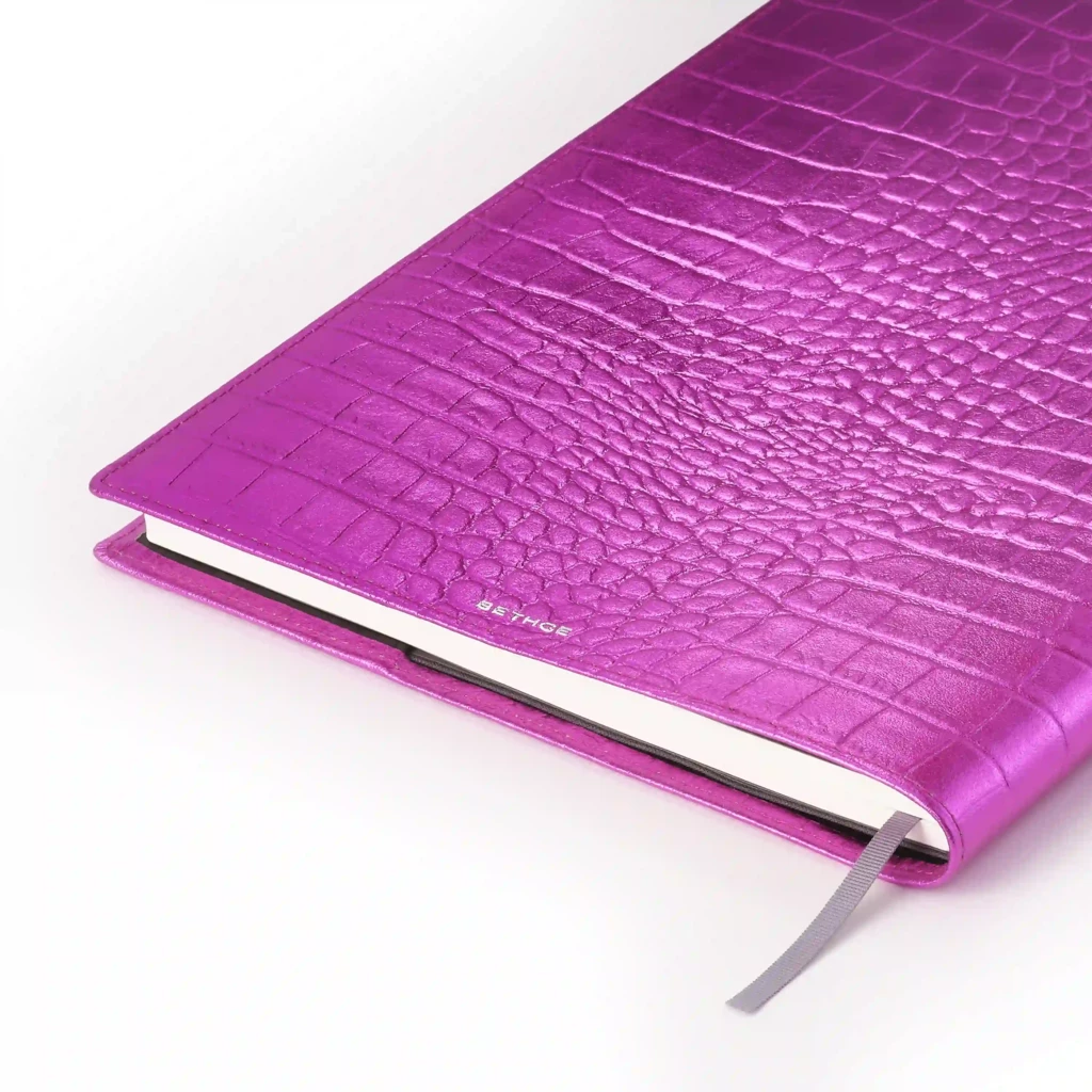 leder_buchhuelle_a4_wild_pink_2 Leder Buchhülle A4 Wild Pink